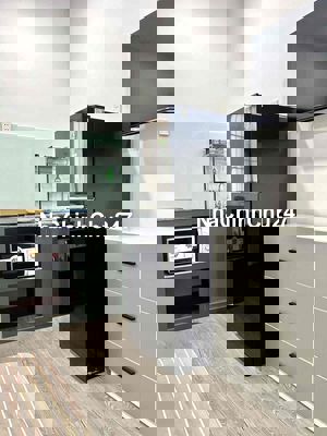 Quận 10 - ngay MT Bắc Hải -DT: 120m2 - 2 tầng - 8CHDV - Dòng tiền 50t