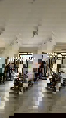 Hiếm QUANG TRUNG 76M2 (4X18)Công nhận 71M2,SỔ ĐẸP, HẺM 8M, 4PN, 3 TẦNG