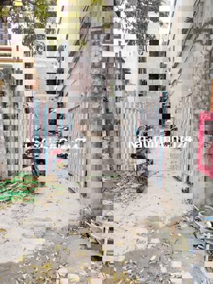 BÁN NHÀ BÁT KHỐI, MỚI TINH Ở NGAY, Ô TÔ ĐỖ CỔNG, 30M2, 5 TỶ