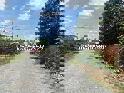 Bán nhà khu vực thị xã Hòa Thành