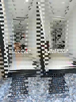 Chính Chủ - DT 55M2 Dài 15,5M , 4 Tầng Đúc Với 6PN,7WC -  Lê Văn Sỹ  -