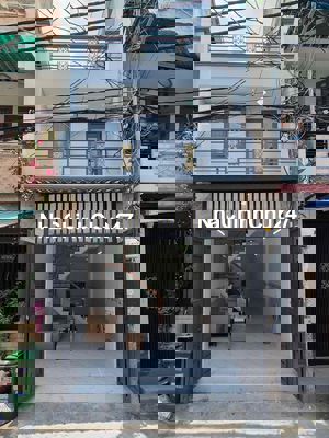 Nhà đường LÊ VĂN QUỚI [4x10, 1lầu, 2pn, 2toilet] 4,05tỷ TL