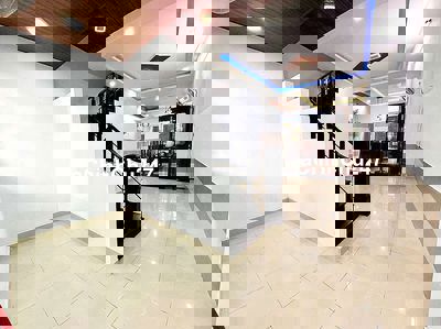 NHÀ 3 TẦNG, 3 MÊ DIỆN TÍCH ĐẤT 90M2