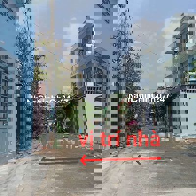 Nhà mới xây  sát Vinhomes giá chỉ 3 tỷ 590