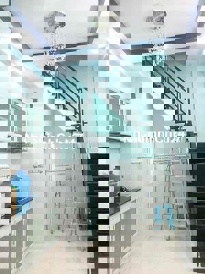 nhà đẹp cần bán đường tôn Đản F8Q4