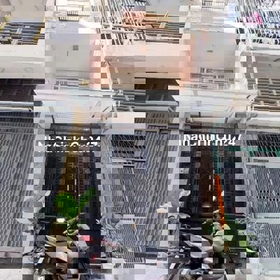 NHÀ QUẬN 3 - HẺM XE HƠI THÔNG, SÁT MẶT TIỀN - 4 TẦNG, 4PN - CHỈ 11 TỶ!