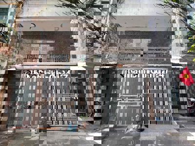 Bán nhà phố Yên Lạc - Phân lô ô tô tránh - 40m2 - MT 5m.Giá: 13,5 tỷ