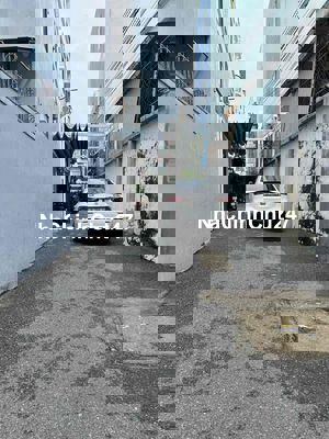 NHÀ 1 TRỆT 2 LẦU HXH, P3 TRUNG TÂM VŨNG TÀU GẦN BIỂN