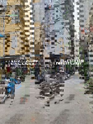 Tập thể Học Viện Cảnh Sát - Cổ Nhuế. SĐ45m2/55m. Tầng 3/5. Nguyên bản