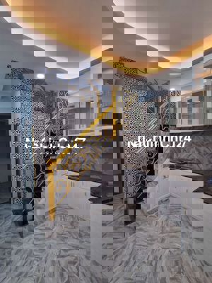 (Giảm giá )Tân Sơn Nhì, Tân Phú, 44 m2, xe hơi cách 30m.