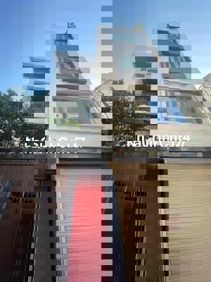 🌟 Nhà mặt tiền kinh doanh Phú Nhuận, vị trí vàng giá mềm! 🌟