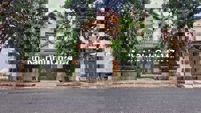 Cần bán nhà biệt thự 250m2 tại khu dân cư Vĩnh Lộc, Bình Tân.