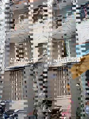 Chính chủ Q10, giảm 1ty5, 3 tầng, hxh, Hồ Bá Kiện, Giá 3ty75 chốt