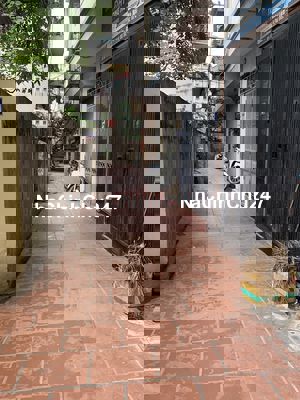 Bán nhà Phú Diễn. DT 41m2, 5 tầng, ô tô đỗ cổng. Giá 7.15 tỷ