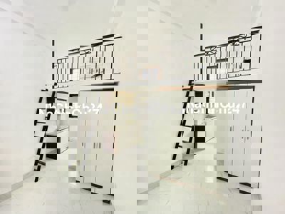 Triều Khúc CCMN 8 Tàng 12 Phòng Mới Cứng | PCCC Đầy Đủ | Dòng Tiển Tốt