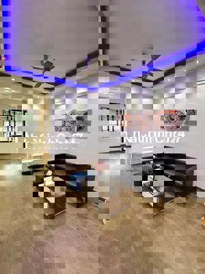 BÁN CĂN HỘ 70M2, VĂN QUÁN- 2 NGỦ- SỔ ĐỎ CHÍNH CHỦ GIÁ HẠT DẺ.