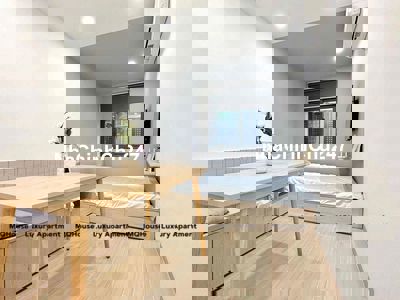 Căn Hộ Mới Ngay Trung Tâm Quận 3 Full Nội Thất Gần Vòng Xoay Dân Chủ