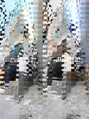 Nhỉnh 7 Đồng _ Nhà Bán Căn góc Lê Văn Sỹ, Phường 12, Quận 3