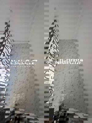 Nhà 1 trệt 1 lửng 1 lầu Đường Trần văn mười, Hocmon