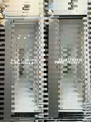 nhà chính chủ bán  mới ở liền  tân binh