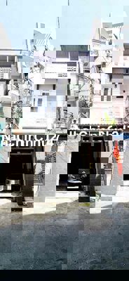 Ôtô ngủ trong nhà! Bán nhà 3 tầng Bạch Đằng, P24. Ngay Hàng Xanh, XVNT