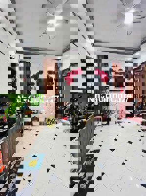 Chính chủ nhà tại ngõ 1 Bùi Xương Trạch - Cách oto 30m