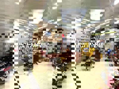 NHÀ GẦN CHỢ HẠNH THÔNG TÂY 44M2-CHÍNH CHỦ 1 ĐỜI-2 TẦNG BTCT CHỈ 4TỶ