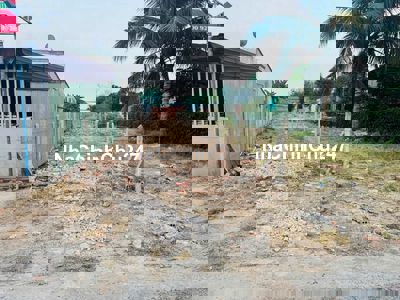 CHỦ NGỘP BANK BÁN GẤP LÔ ĐẤT Ở PHƯỚC THẠNH 256M2 550 TRIỆU