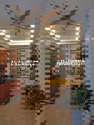 Cần Bán giảm giá sâu: Căn 4,5 tầng -34- dân xây - Vân Canh - Hoài Đứ