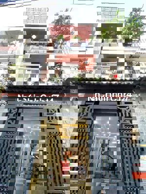 Chủ Ngộp cần bán gấp nhà Nguyễn Thị Đậu 2tỷ9/60m2,SHR . LHCC