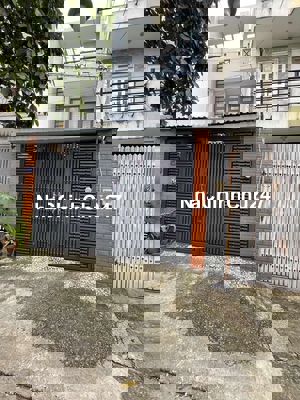 Bán nhà HXT - KHU VIP P.15 TÂN BÌNH - 3 TẦNG 2 MẶT HẺM, VF5 TRONG NHÀ