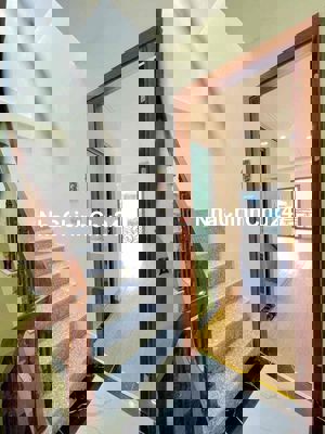 Bán nhà Cổ Nhuế, Bắc Từ Liêm. 30m2, 5 tầng, giá 5.85 tỷ