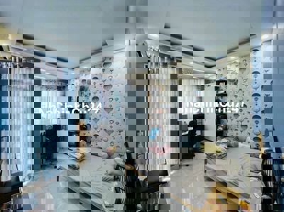 Nhà 4 Tầng BTCT 4PN4WC _ Phan Xích Long _ 7,7 Tỷ TL