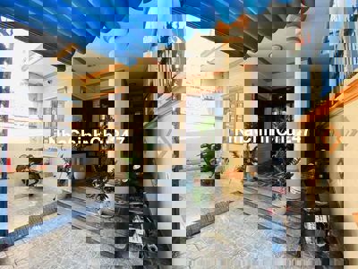 Nhà mặt số 87m2, 3 phòng ngủ, trần thị điệu