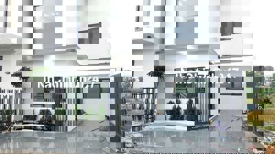 Nhà mới xây dựng 75m2 có sân đậu xe hơi