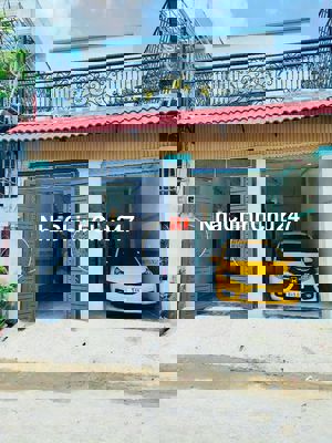 ANH 5 BÁN CĂN NHÀ 6X16M ĐỂ TRANG TRẢI NỢ NẦN