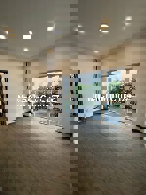 Chủ định cư nước ngoài. Bán Biệt thự Song Lập phố Mỹ Hưng, Tân Phong