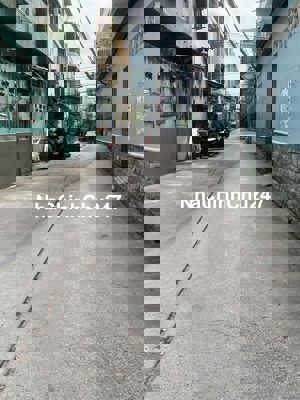 hẻm 10m 2 tầng btct 60m2(4.2x15.5m) Lạc Long Quân, p10, q11