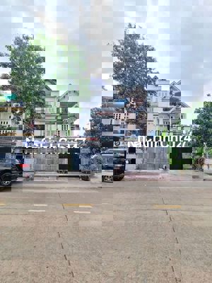 Bán rẻ nhà trung tâm hành chính dĩ an