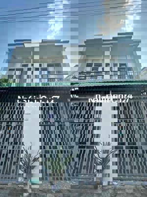 Nhà DTSD 80m2 ngay MT Giồng lớn ngay hồ bơi Mỹ hạnh nam