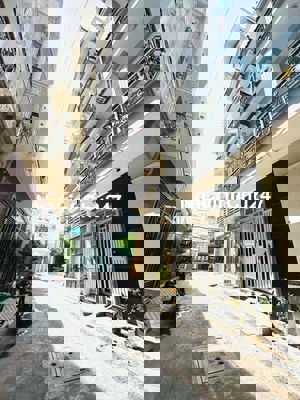 Chu nhà  cần bán nhà Bình Hưng Hòa A Bình Tân . Giá 5 tỷ 750