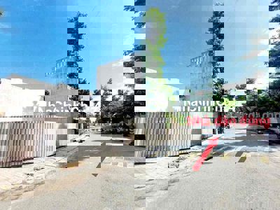 Chủ kẹt tiền cần bán gấp lô đất 2 mặt tiền