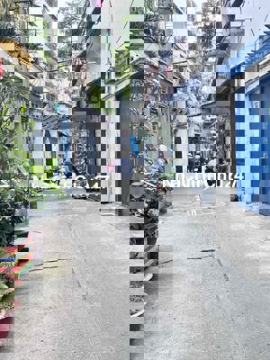 bán nhà hẻm xe hơi 18/35B trần quang diệu , 3,7 x 15 giá 7ty5