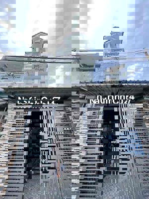 Mua giá Đất tặng nhà 3 tầng 4.5x17 Nhanh tay thì còn