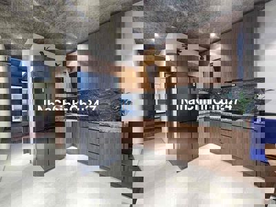 nhà 2 tầng 2 mê lệch .ko tiếp môi giới