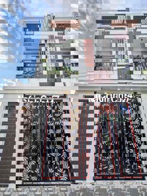 NHÀ LẦU XÂY MỚI FULL NỘI THẤT HẺM LT 12/20