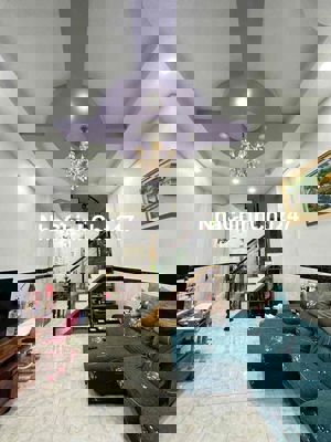 CẦN BÁN NHÀ 1 TRỆT 2 LẦU, VÕ VĂN HÁT, LONG TRƯỜNG, QUẬN 9