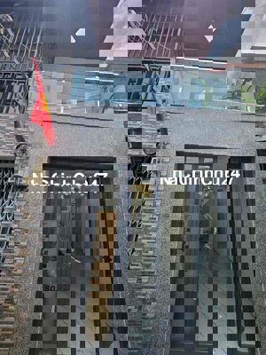 Nhà đẹp 2PN ở liền P2 Q8