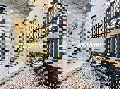 NHÀ HIẾM - CHỦ CẦN BÁN GẤP - TẠI NGUYỄN DU , GÒ VẤP - LÔ GÓC - HXH VI