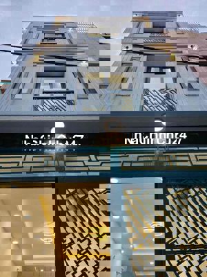 NHÀ 1/ LÊ VĂN DUYỆT P1 BTHANH